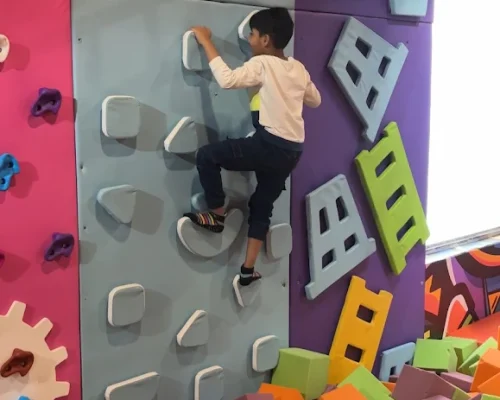 Why Try Wall Climbing at BoomBastic